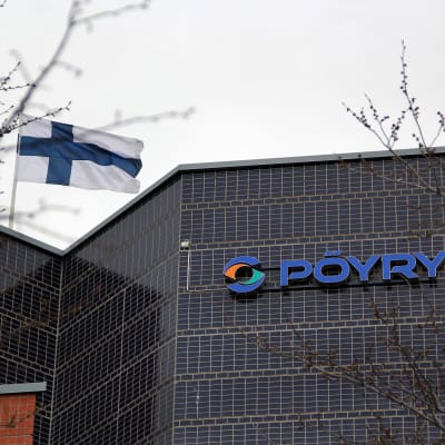 Konsultbolaget Pöyrys väggskylt i Tammerfors.