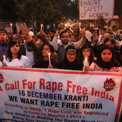Demo mot våldtäkt i New Delhi.