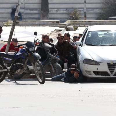 Poliser efter attack mot museum i Tunis
