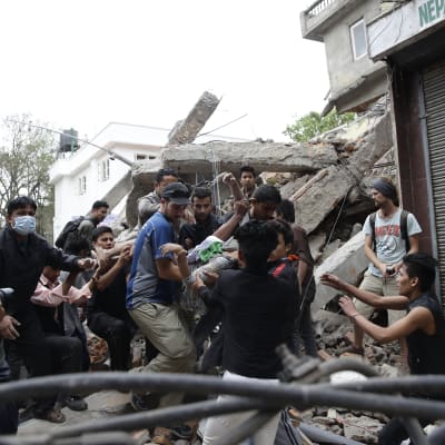 Jordskalvsoffer efter jordbävning i Nepal.