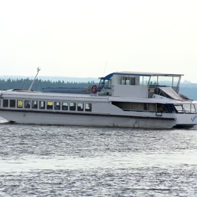Båten Suvi-Tuuli på havet