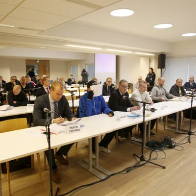 Rättegången mot medlemmar i Nordiska motståndsrörelsen inleddes i Jyväskylä den 3 april 2017.