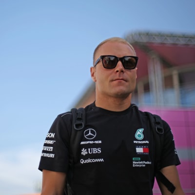 Valtteri Bottas fortsätter hos Mercedes.