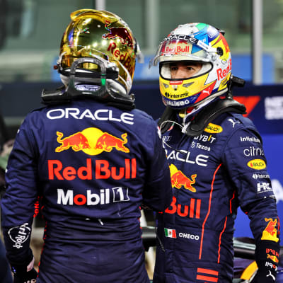 Max Verstappen och Sergio Perez.