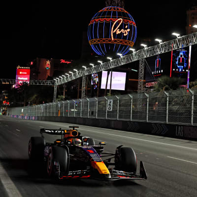 Max Verstappen kör i Las Vegas.