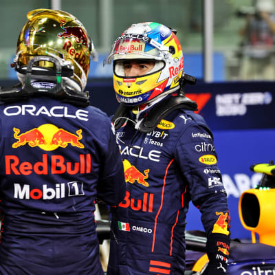 Max Verstappen och Sergio Perez.