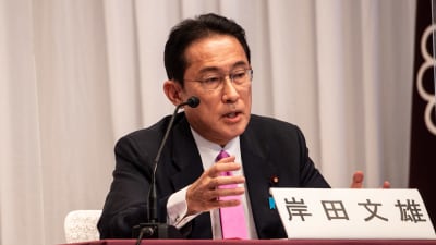 Den konservativa förre utrikesministers Fumio Kishida är något av ett kompromissval som väntas ena det Liberaldemokratiska partiet.