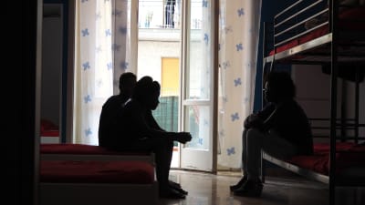 Nigerianska offer för människohandel på ett skyddshem i Catania.