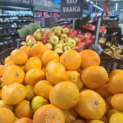 Frukt i affär i Vasa.