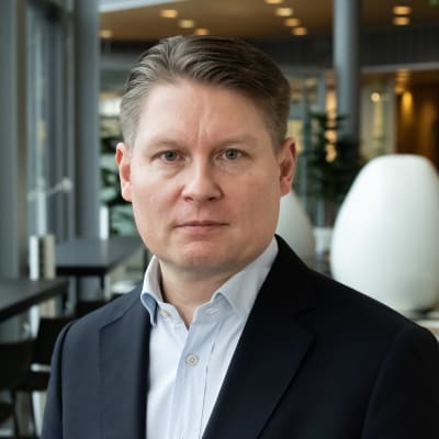 Finnairin toimitusjohtaja Topi Manner Finnairin pääkonttorissa Vantaalla.