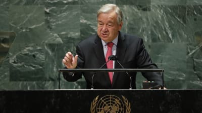 FN:s generalsekreterare António Guterres håller ett öppningsanförande under FN:s 76:e generalförsamling.