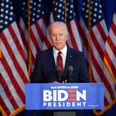 Joe Biden betraktas som en "patriotisk realist" som vill driva en utrikespolitik som gagnar medelklassen i USA snarare än multinationella bolag.