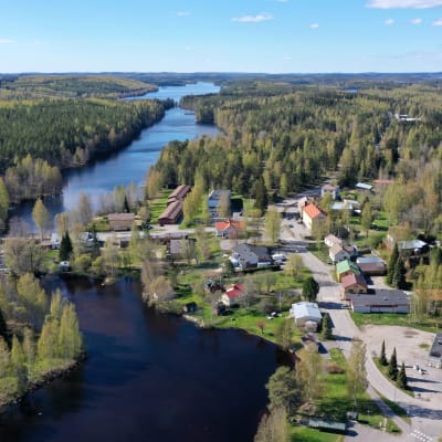 Ilmakuva Savonrannasta toukokuussa 2022.