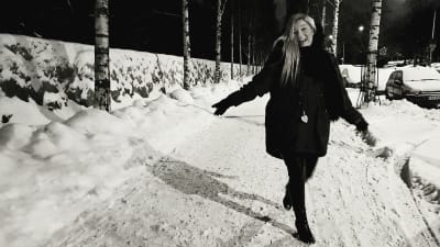 Den finlandssvenska singer-songwritern Ida Engman