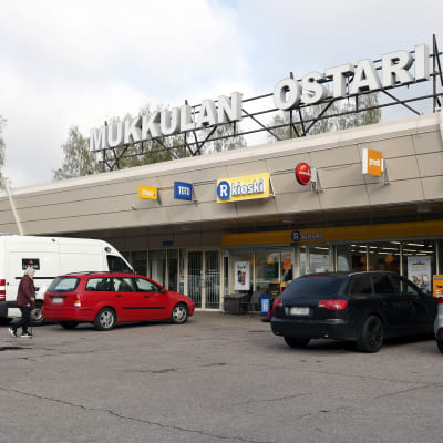 Lahden Mukkulan ostoskeskus.