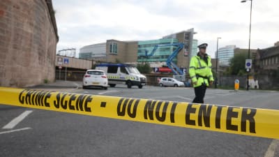 Polisen har spärrat av brottsplatsen i Manchester