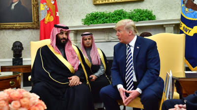 Mohammad bin Salman på besök i Vita huset i mars 2018.
