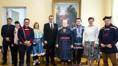Statsminister Juha Sipilä träffade representanter för sametinget i Helsingfors 5.5.2017. 