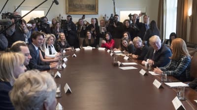 Donald Trump, Justine Trudeau och kvinnliga entreprenörer i Vita huset.