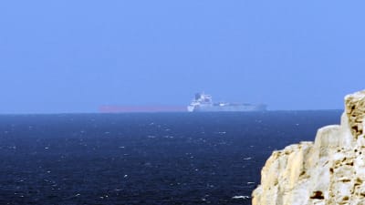 Olje- och kommersiella fartyg är en vanlig syn i Hormuzsundet, Oman