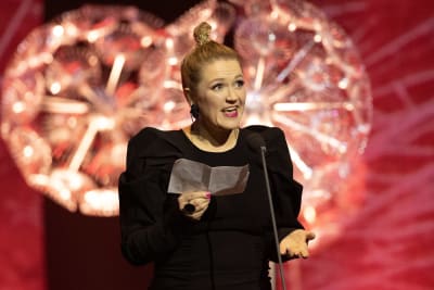 Musikern Maija Kauhanen mottar Nordiska rådets musikpris 2023 på Operan i Osloy.
