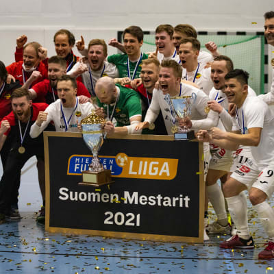2021 Futsalin miesten Suomen mestaruuden voittaja Kampuksen Dynamo.