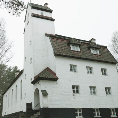 Kangaslammin kivilinna.