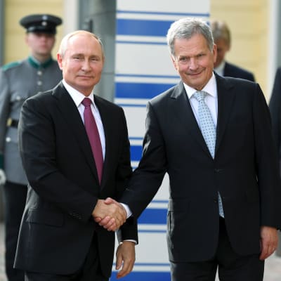 Presidenterna Vladimir Putin och Sauli Niinistö.