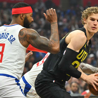Lauri Markkanen med bollen mot Clippers.