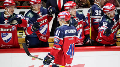 Miro Heiskanen firar ett mål, HIFK, hösten 2016.