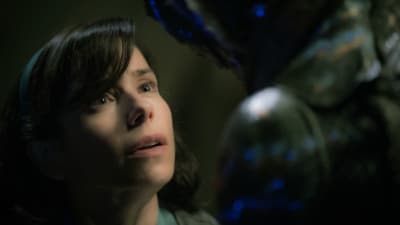 Närbild av Sally Hawkins i The Shape of Water.