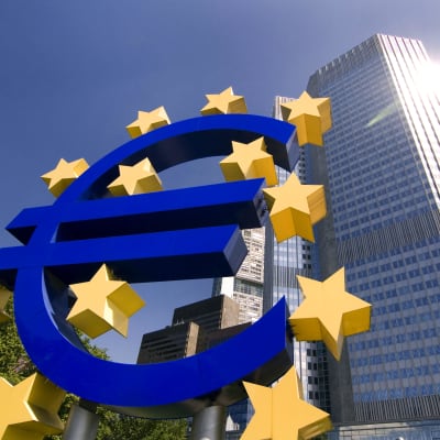 Euroopan keskuspankki Frankfurtissa.