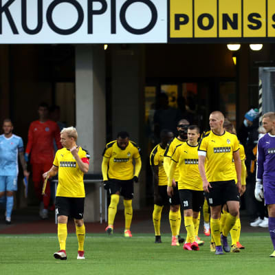 Spelare i fotbollsklubben KuPS.