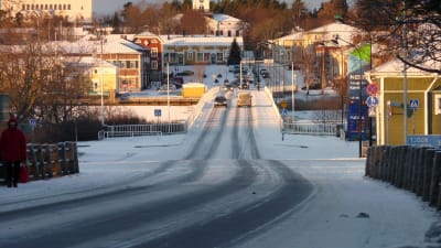 Vy över Kristinestad sett från den gamla järnvägsbron