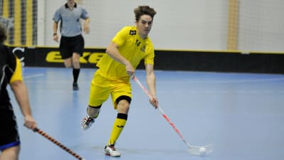 Oskar Grönman spelar för FBC Raseborg Knights.