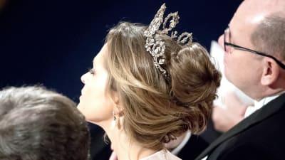 Prinsessan Madeleine under Nobelprisutdelningen i Konserthuset i Stockholm