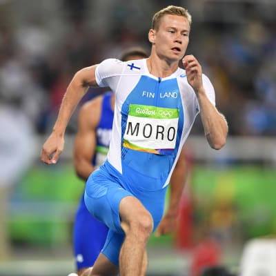 Oskari Mörö löper i OS 2016.