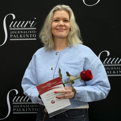 Svenska Yles reporter Moa Mattfolk under nomineringstillställningen för Stora Journalistpriset den 6 februari 2024.