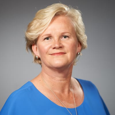 Bild på Nina Nordsröm som är Finlands permanenta representant i Europarådet
