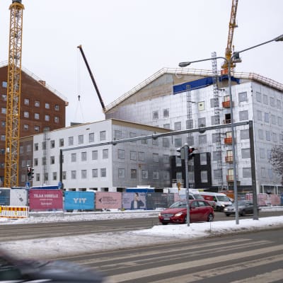 Perhepalvelukeskus Aallokon rakennustyömaa.