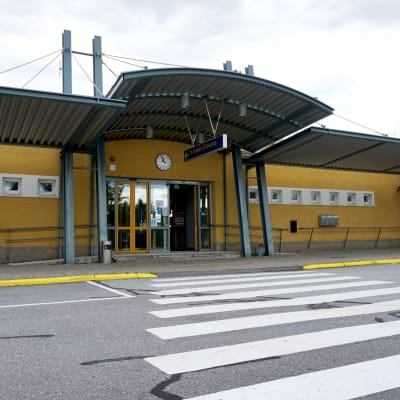 Ingången till en flygterminal.