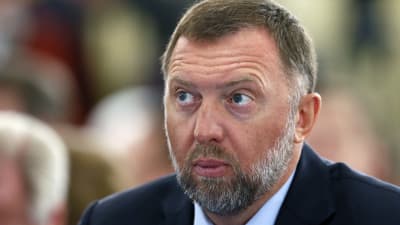 Oleg Deripaska som anses stå nära Vladimir Putin, är en av sju oligarker som utsätts för sanktioner