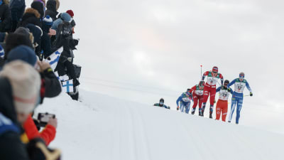 Bild på skidspåren i Ruka.