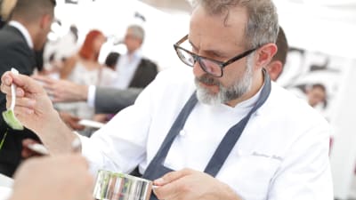 Massimo Botturas restaurang Osteria Francescana utsågs till världens bästa restaurang 2018. 