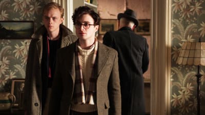Scen ur filmen "Kill Your Darlings". Från vänster: Dane DeHaan, Daniel Radcliffe. 