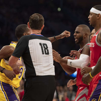Tumult mellan Los Angeles Lakers och Houston Rockets.