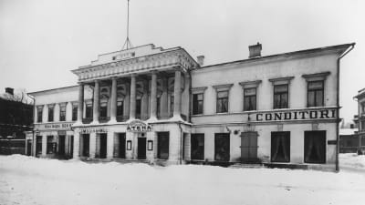 Åbo Akademis huvudbyggnad i början på 1900-talet.