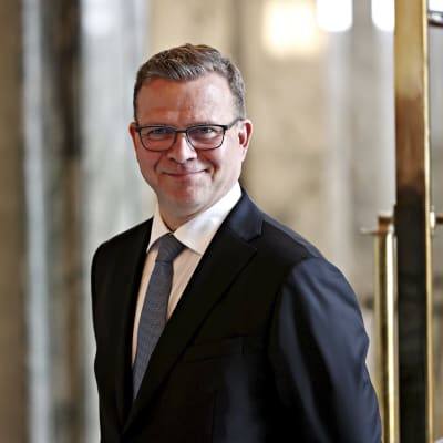 Samlingspartiets ordförande Petteri Orpo i riksdagen den 13 april.