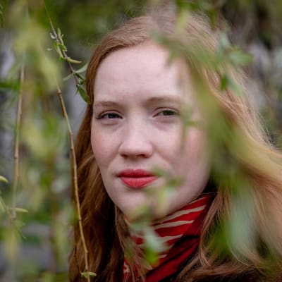Kirjailija Mathilda Larsson