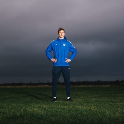 Suomen futsalmaajoukkueen pelaaja Henri Alamikkotervo